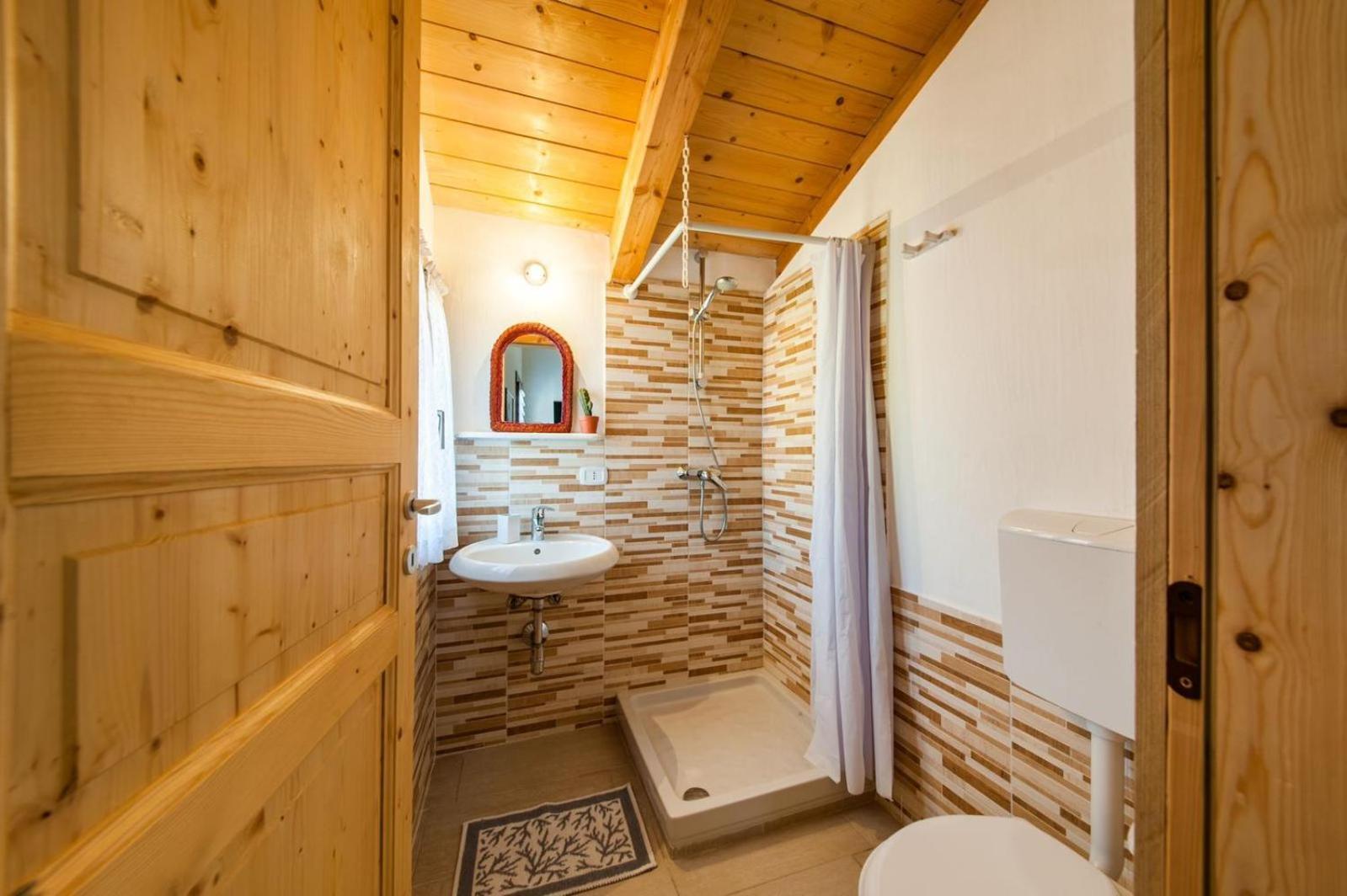 La Casa Di Mannazzotta 2 Bed & Breakfast Castelsardo Exterior photo